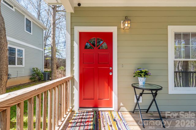 4 Cottage Court, Asheville, NC 28801