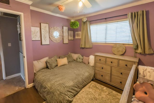 1755 4th Street, Clovis, CA 93611