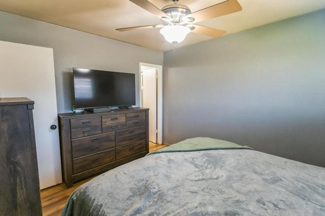 1755 4th Street, Clovis, CA 93611