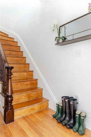 12 Poplar Street, Newport, RI 02840