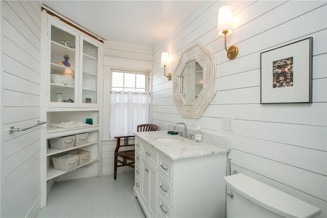 12 Poplar Street, Newport, RI 02840