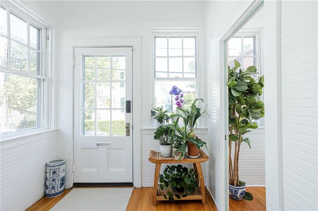 12 Poplar Street, Newport, RI 02840