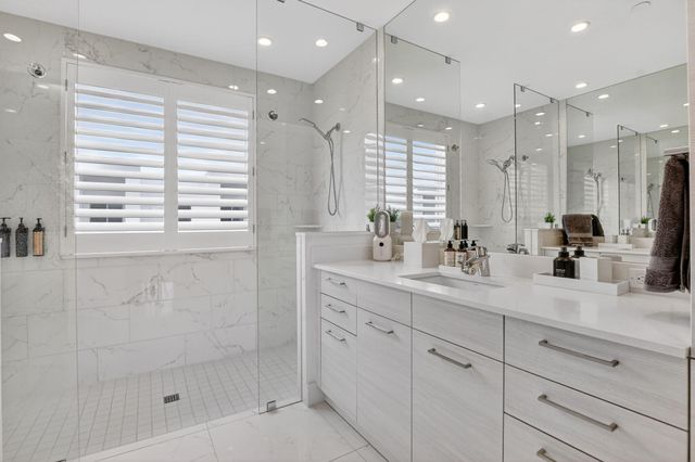 4021 NW 18th Way, Boca Raton, FL 33431