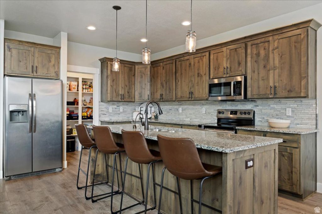 Image 16 of property listing at 95 S 200 W, Morgan, UT 84050