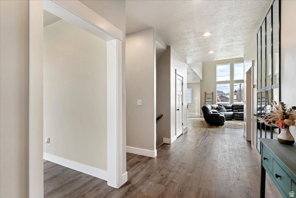 Image 4 of property listing at 95 S 200 W, Morgan, UT 84050