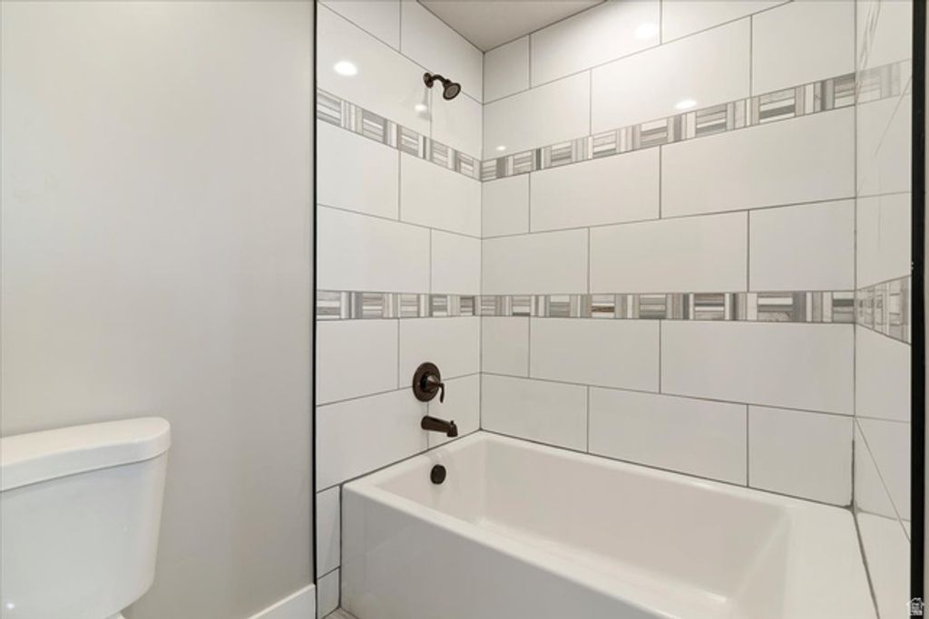 Image 34 of property listing at 95 S 200 W, Morgan, UT 84050