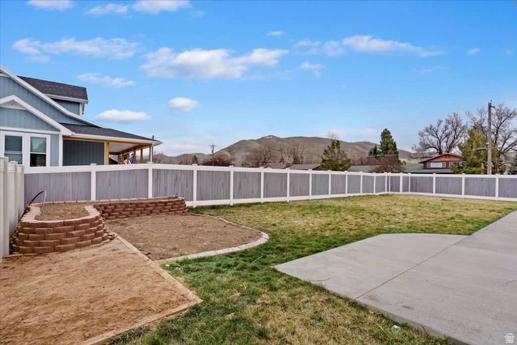 Image 37 of property listing at 95 S 200 W, Morgan, UT 84050