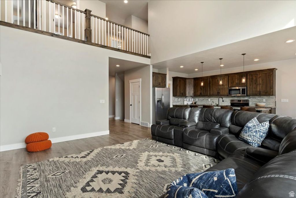 Image 9 of property listing at 95 S 200 W, Morgan, UT 84050