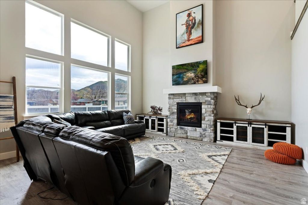 Image 10 of property listing at 95 S 200 W, Morgan, UT 84050