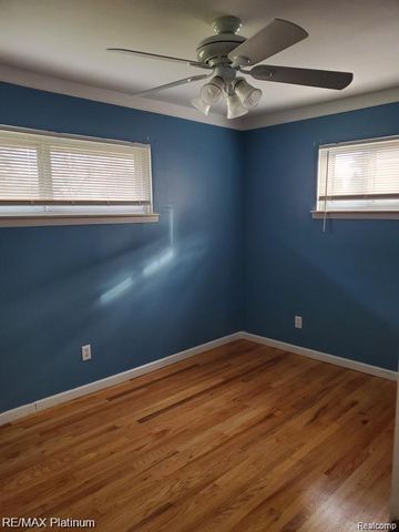 6539 Sterling Court, Garden City, MI 48135