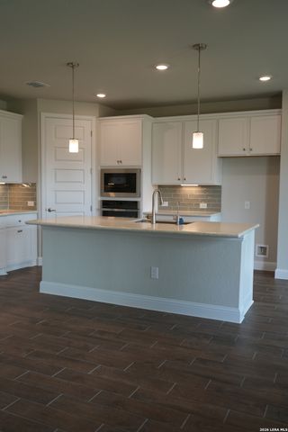 503 Canton Chase, Schertz, TX 78108