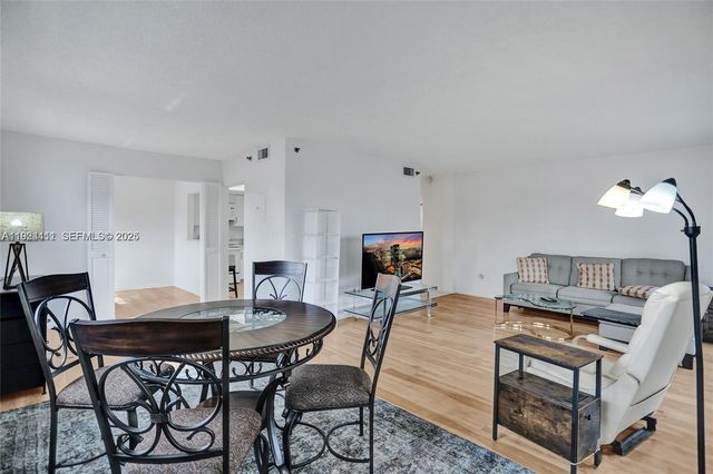 1201 S Ocean Dr 220S, Hollywood, FL 33019