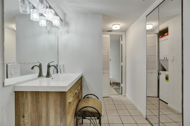 1201 S Ocean Dr 220S, Hollywood, FL 33019