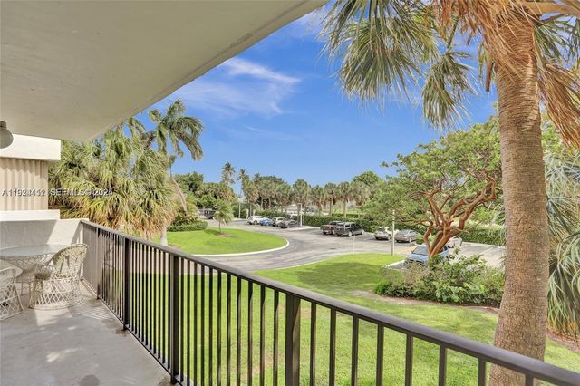 1201 S Ocean Dr 220S, Hollywood, FL 33019