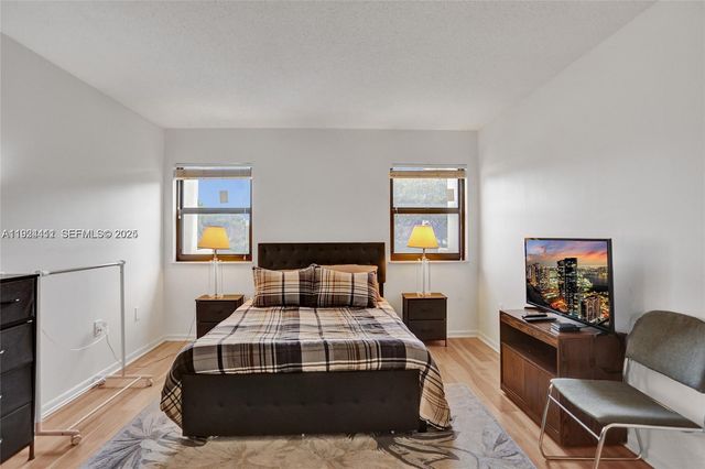 1201 S Ocean Dr 220S, Hollywood, FL 33019