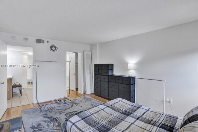 1201 S Ocean Dr 220S, Hollywood, FL 33019