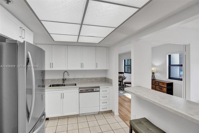 1201 S Ocean Dr 220S, Hollywood, FL 33019