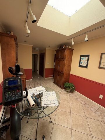 37 Calle Del Sol, Pueblo, CO 81008