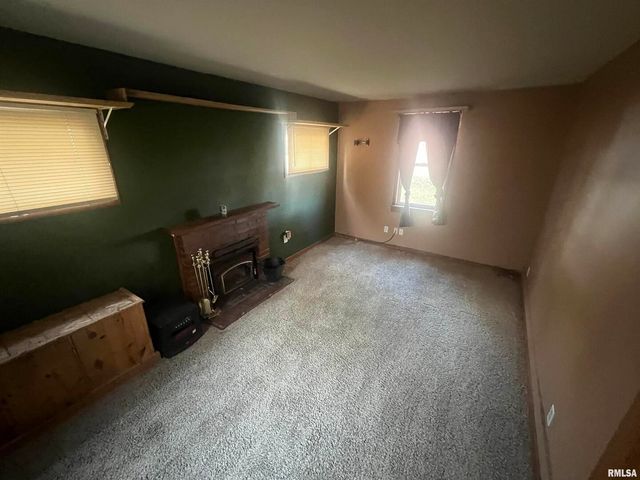 3638 84 Route, Thomson, IL 61285