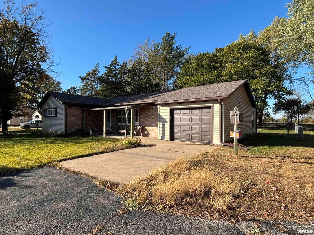 3638 84 Route, Thomson, IL 61285