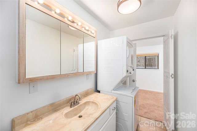 500 Apple Tree Court, Waynesville, NC 28786