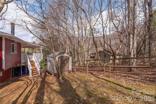 500 Apple Tree Court, Waynesville, NC 28786