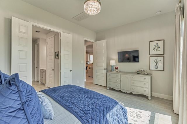 636 Sand Branch Drive, Conroe, TX 77304