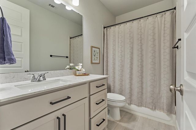 636 Sand Branch Drive, Conroe, TX 77304