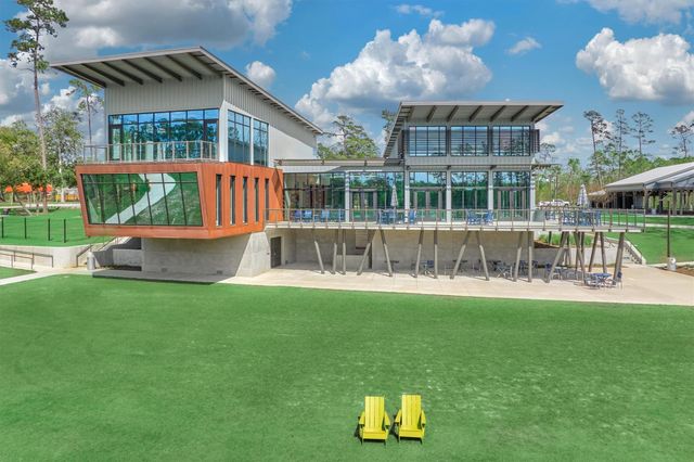 636 Sand Branch Drive, Conroe, TX 77304