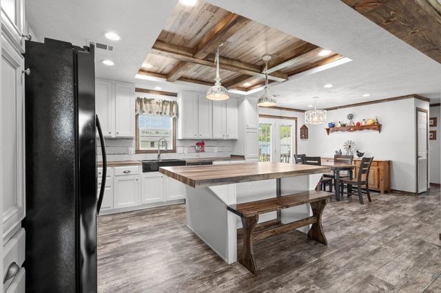 4188 Double Dee Rd., Aynor, SC 29511