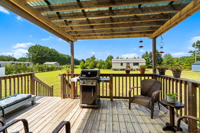 4188 Double Dee Rd., Aynor, SC 29511