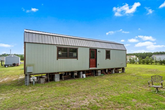 4188 Double Dee Rd., Aynor, SC 29511