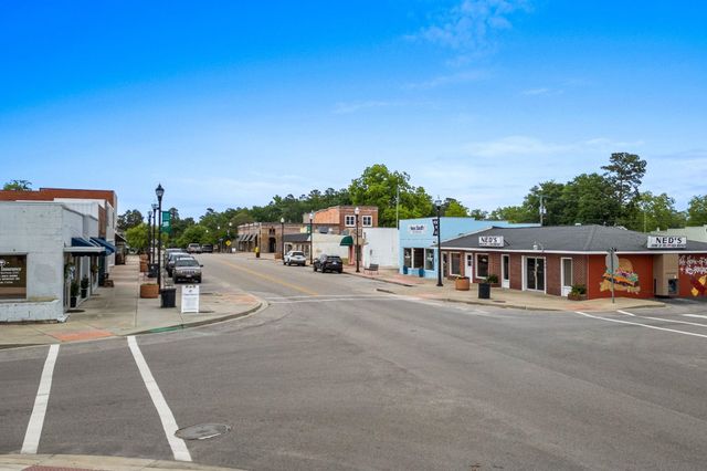 4188 Double Dee Rd., Aynor, SC 29511