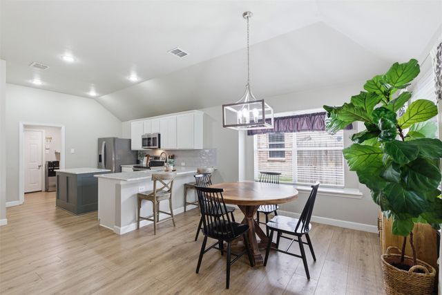 6413 Morning Dew Drive, Midlothian, TX 76065