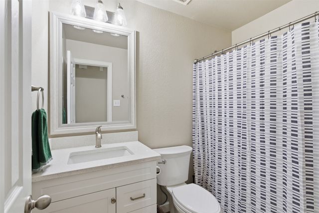 6413 Morning Dew Drive, Midlothian, TX 76065