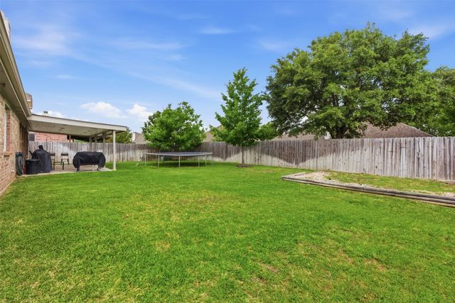 6413 Morning Dew Drive, Midlothian, TX 76065