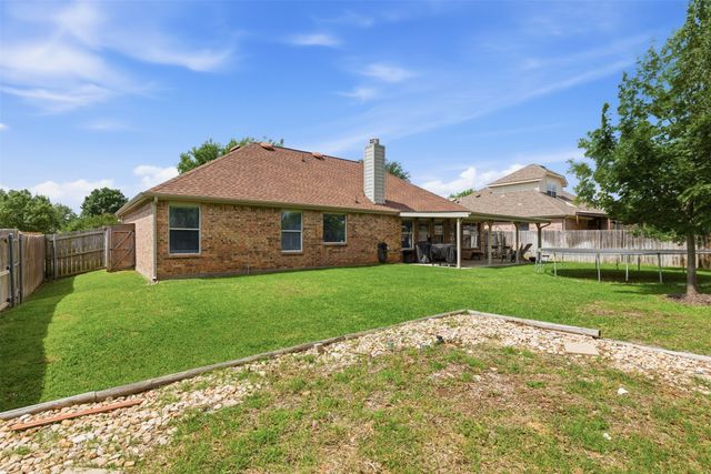 6413 Morning Dew Drive, Midlothian, TX 76065