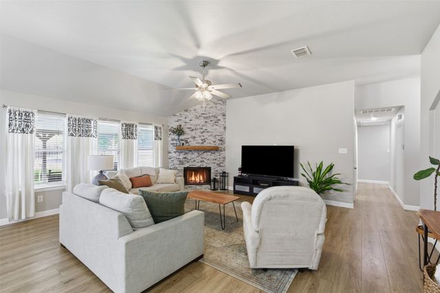 6413 Morning Dew Drive, Midlothian, TX 76065