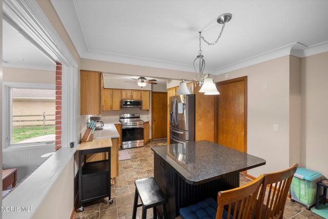 1865 Glen Ellyn Drive, Toledo, OH 43614