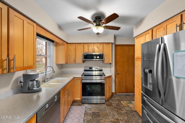 1865 Glen Ellyn Drive, Toledo, OH 43614