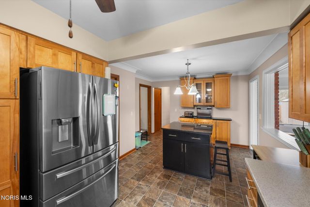 1865 Glen Ellyn Drive, Toledo, OH 43614