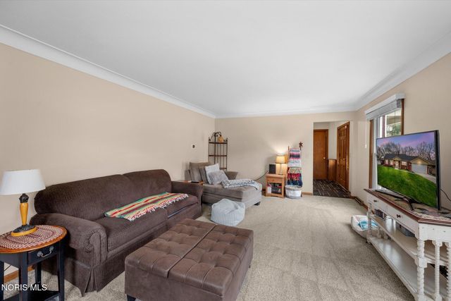 1865 Glen Ellyn Drive, Toledo, OH 43614
