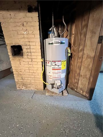 1302 Huron Ave, New Castle, PA 16101