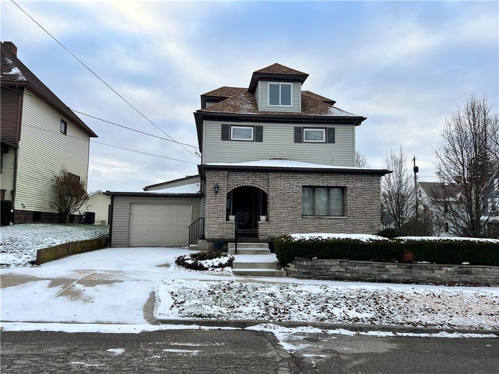 1302 Huron Ave, New Castle, PA 16101