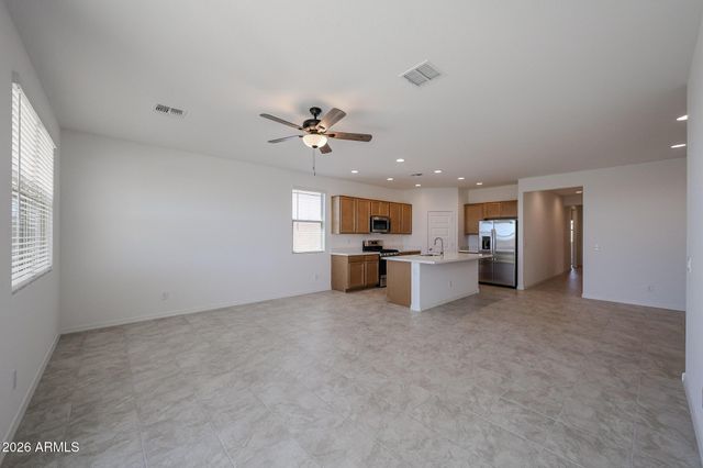 26125 N 170th Avenue, Surprise, AZ 85387