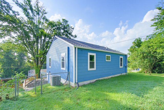 1121 Orangewood Avenue, Chattanooga, TN 37404