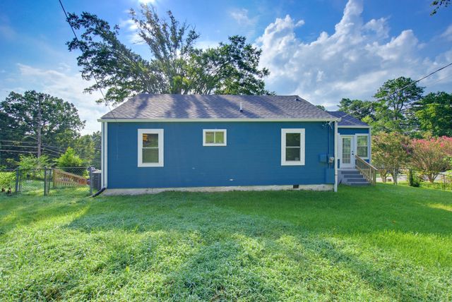 1121 Orangewood Avenue, Chattanooga, TN 37404