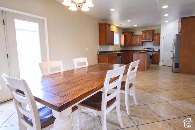 2318 S 3450 W, Syracuse, UT 84075