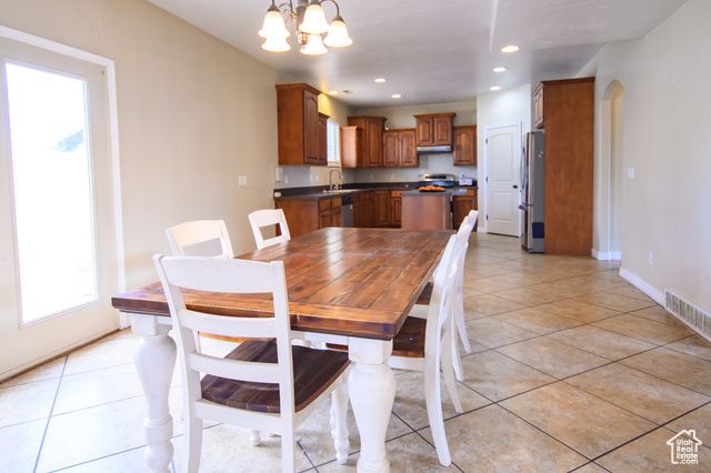 2318 S 3450 W, Syracuse, UT 84075