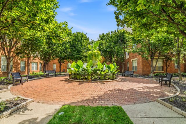 46 Victorian Gate Way, Columbus, OH 43215